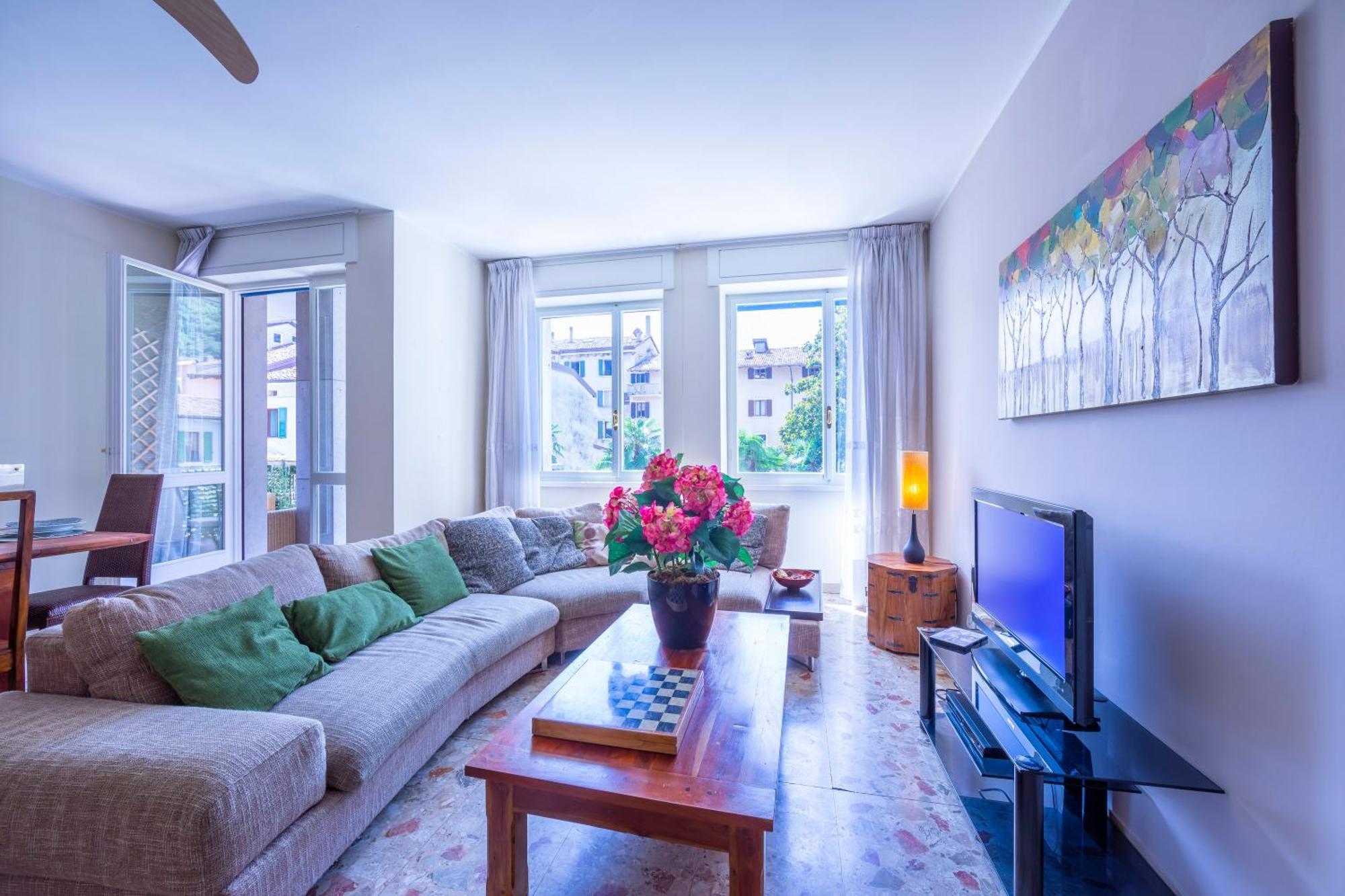 Riva Dante Apartment - Happy Rentals Exterior foto