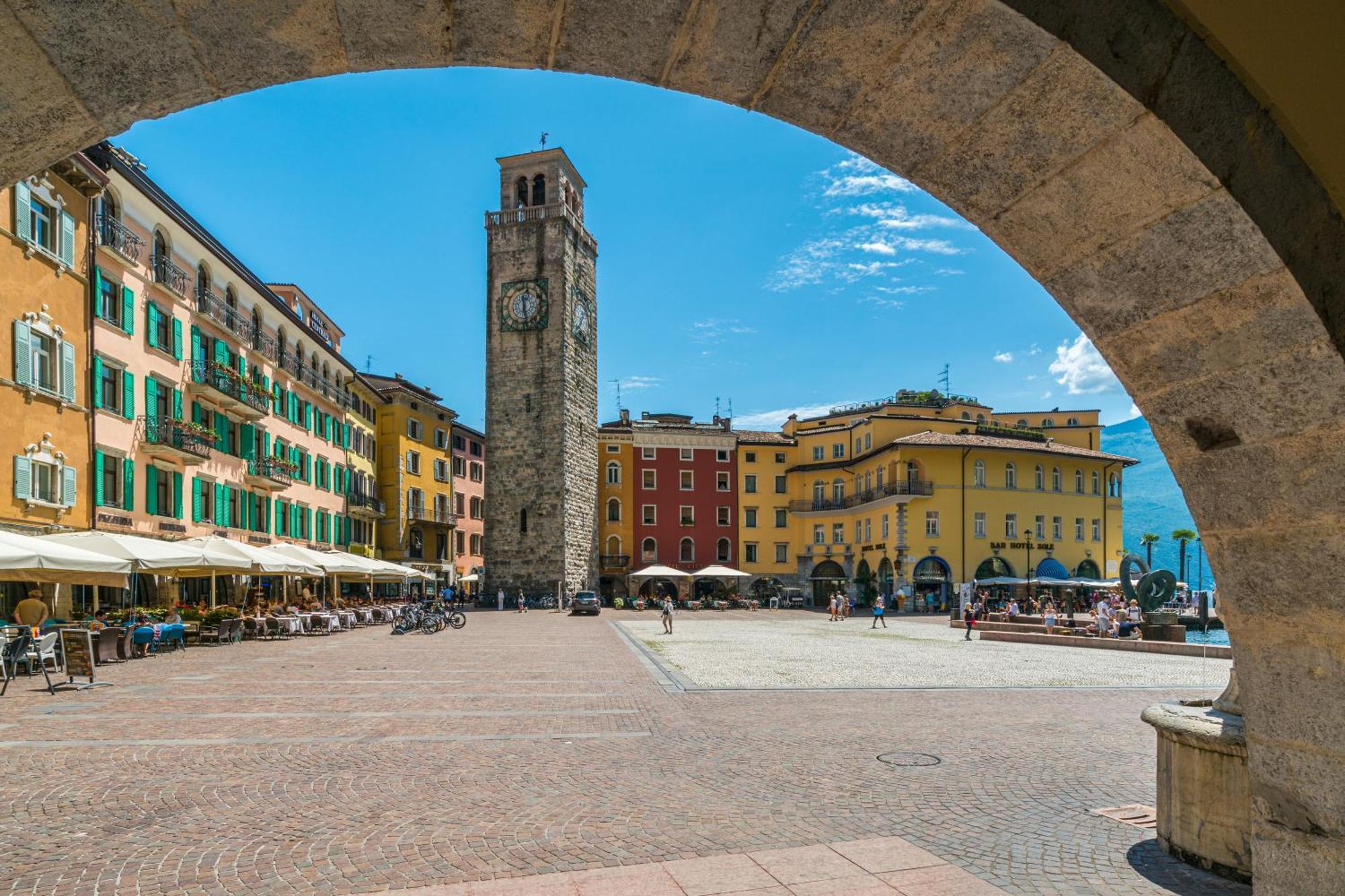 Riva Dante Apartment - Happy Rentals Exterior foto